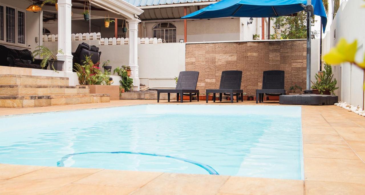ポートルイス Casa Maria Bed & Breakfast エクステリア 写真