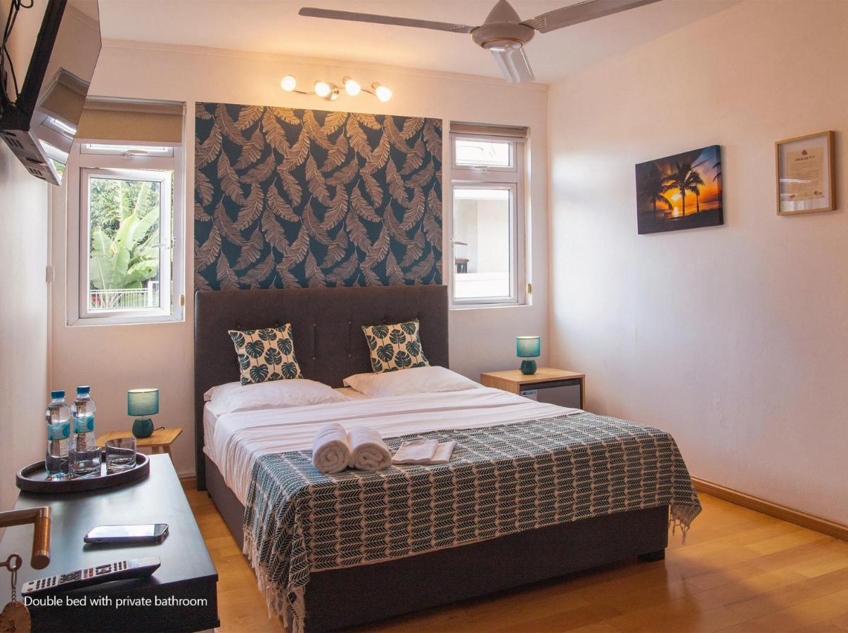 ポートルイス Casa Maria Bed & Breakfast エクステリア 写真