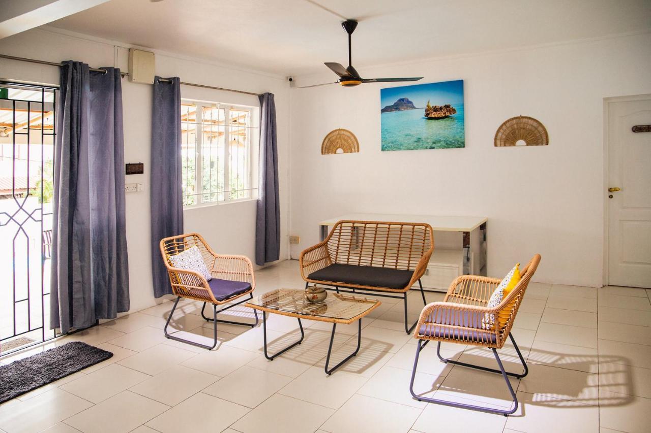 ポートルイス Casa Maria Bed & Breakfast エクステリア 写真